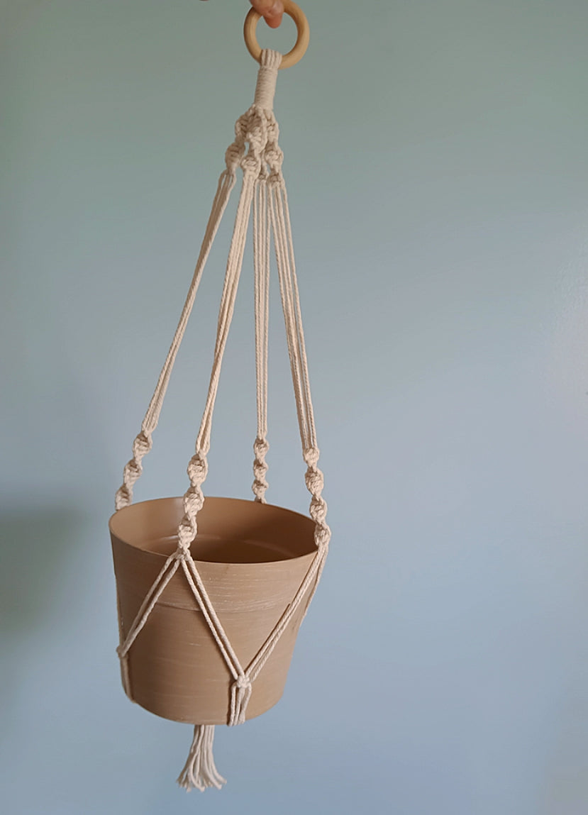 Macramé Plant Hanger